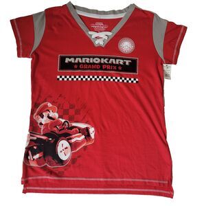 Super Nintendo World Mario Kart Grand Prix Women’s M Red Shirt NWT